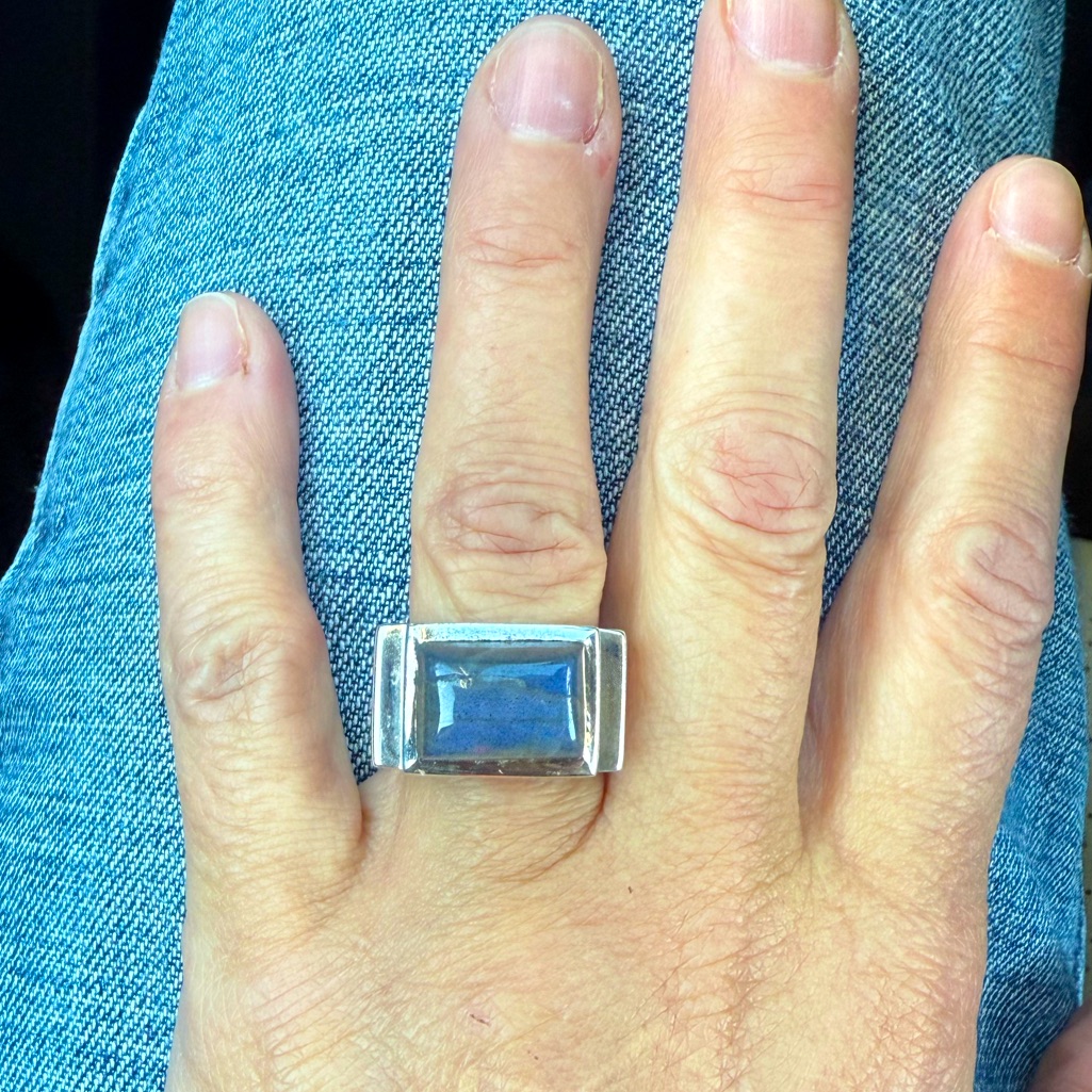 Spectacular Labradorite Ring Set In Sterling Silver